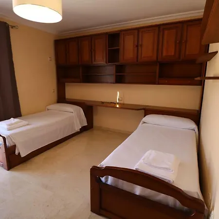 Vila De Lujo En *