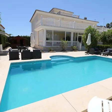 Villa De Lujo En